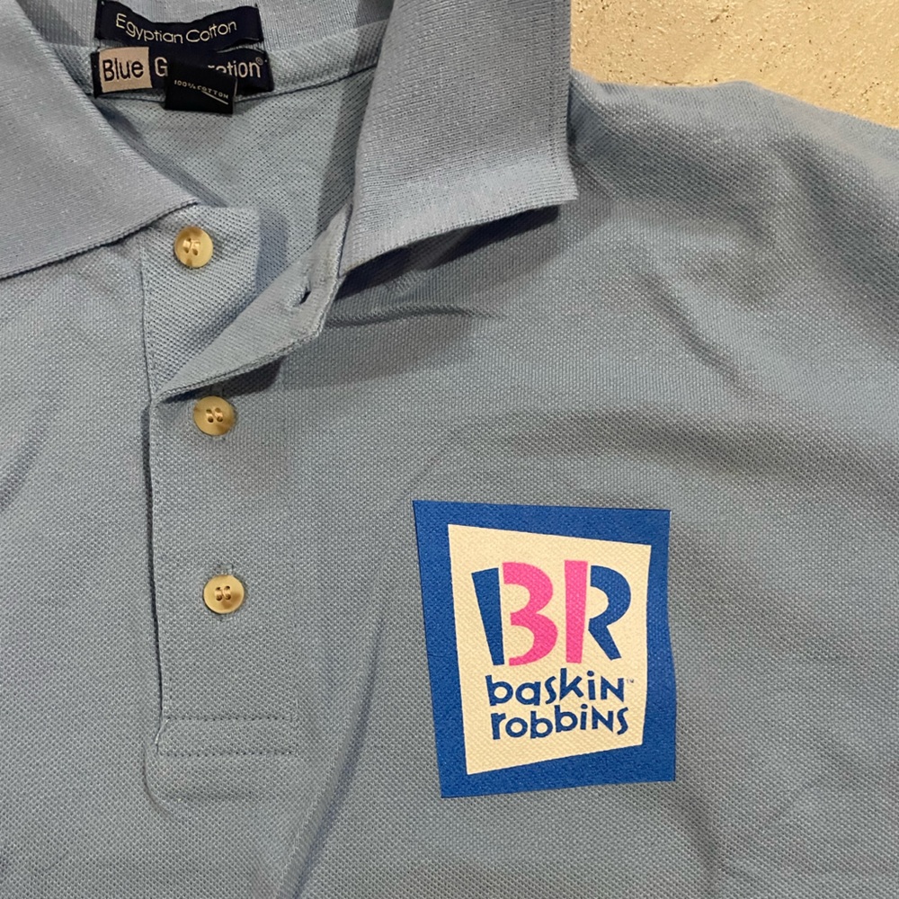 BRAND NEW LIGHT BLUE BASKIN ROBBINS POLO UNIFORM VINTAGE